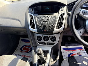 Ford Focus thumbnail