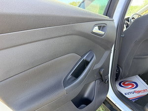Ford Focus thumbnail