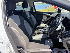 Ford Focus thumbnail