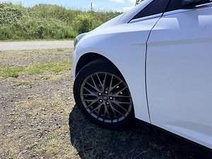 Ford Focus thumbnail