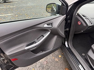 Ford Focus thumbnail
