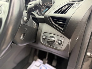 Ford Kuga thumbnail