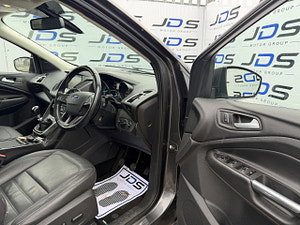 Ford Kuga thumbnail