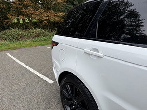 Land Rover Range Rover Sport thumbnail
