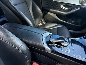 Mercedes-Benz C Class thumbnail