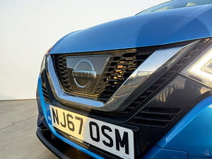 Nissan Qashqai thumbnail