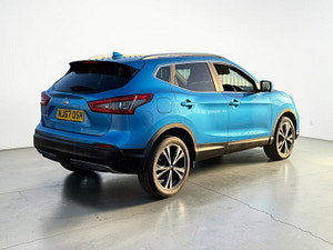 Nissan Qashqai thumbnail