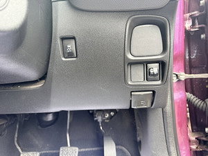 Peugeot 108 thumbnail