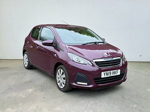 Peugeot 108 thumbnail