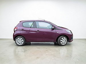 Peugeot 108 thumbnail