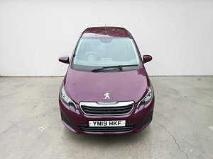 Peugeot 108 thumbnail
