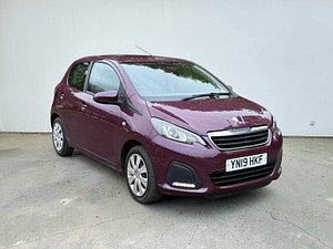 Peugeot 108 thumbnail