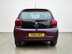 Peugeot 108 thumbnail