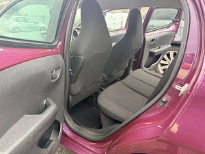 Peugeot 108 thumbnail
