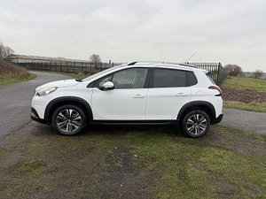 Peugeot 2008 thumbnail