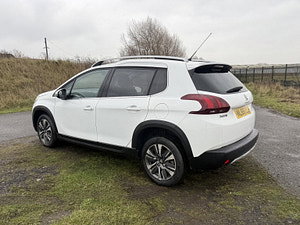 Peugeot 2008 thumbnail