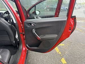 Peugeot 2008 thumbnail