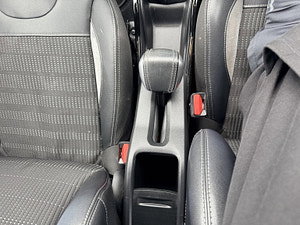 Peugeot 2008 thumbnail