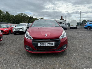 Peugeot 208 thumbnail