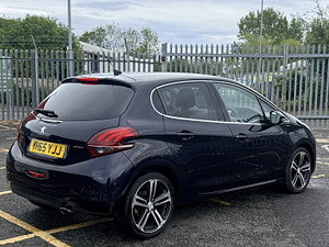 Peugeot 208 thumbnail