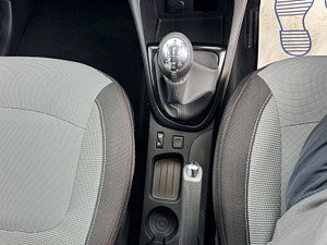 Renault Captur thumbnail