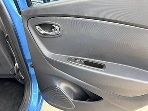 Renault Captur thumbnail