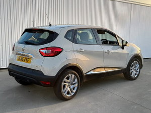 Renault Captur thumbnail