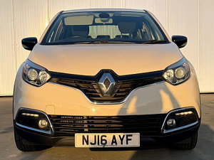 Renault Captur thumbnail
