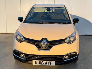 Renault Captur thumbnail