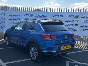 Volkswagen T-Roc thumbnail