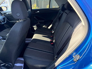 Volkswagen T-Roc thumbnail