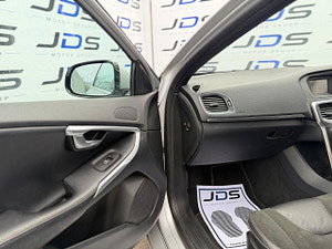 Volvo V40 thumbnail