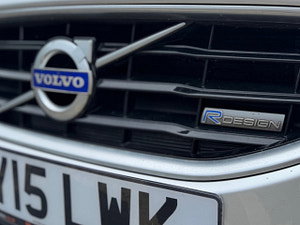 Volvo V40 thumbnail
