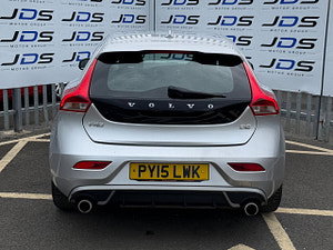 Volvo V40 thumbnail