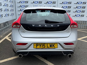 Volvo V40 thumbnail