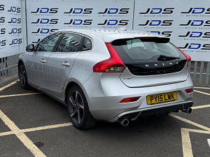 Volvo V40 thumbnail