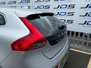 Volvo V40 thumbnail