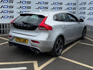 Volvo V40 thumbnail