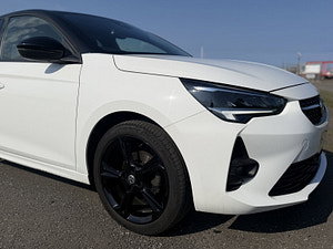 Vauxhall Corsa thumbnail