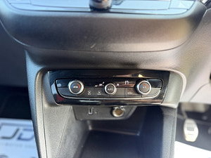 Vauxhall Corsa thumbnail