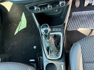 Vauxhall Crossland X thumbnail