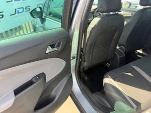 Vauxhall Crossland X thumbnail