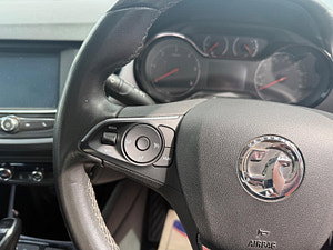 Vauxhall Crossland X thumbnail