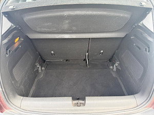Vauxhall Crossland X thumbnail