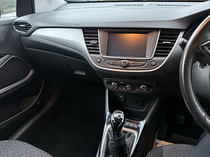 Vauxhall Crossland X thumbnail