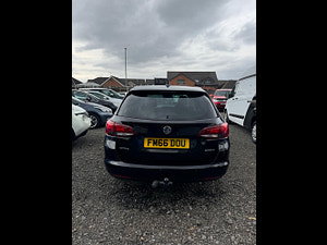 Vauxhall Astra thumbnail