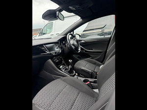 Vauxhall Astra thumbnail