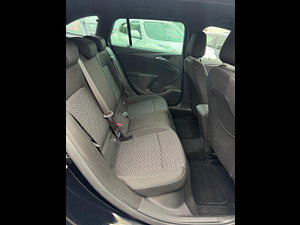 Vauxhall Astra thumbnail