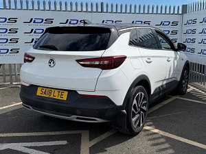 Vauxhall Grandland X thumbnail