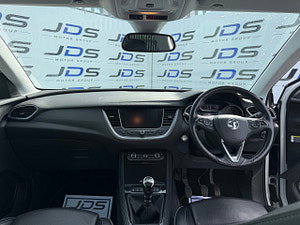 Vauxhall Grandland X thumbnail